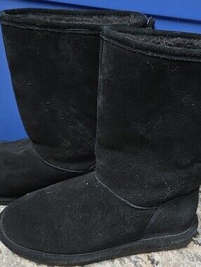 BearPaw Black Suede Winter Boots